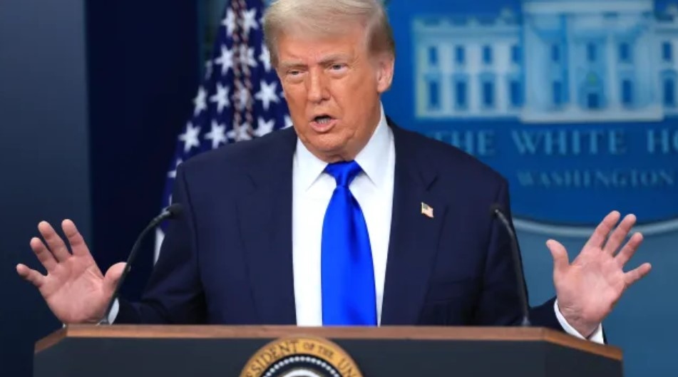 В публикация в социалните мрежи президентът Доналд Тръмп обяви че ще