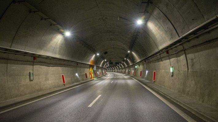 Утре 18 юли около 13 ч ще бъде пуснато