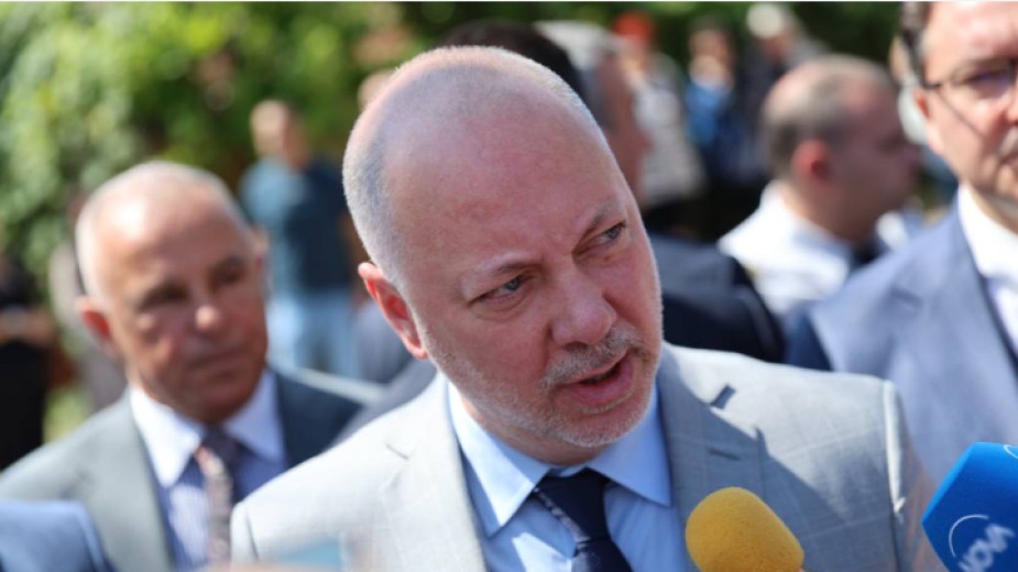 Премиерът Росен Желязков заяви че капацитетът на военните формирования подпомагащи