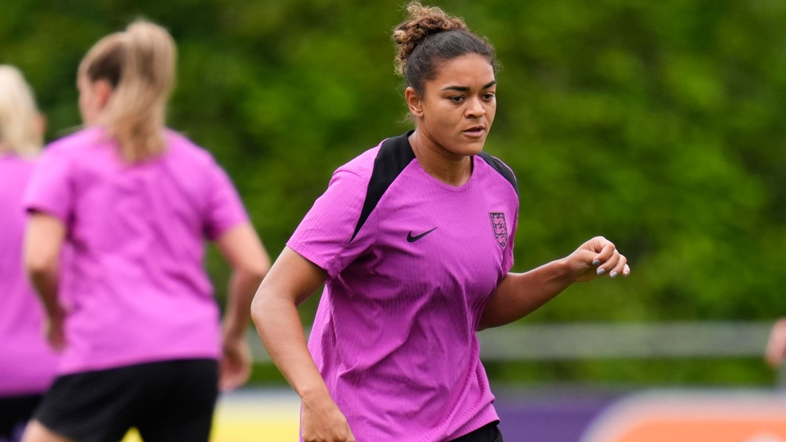 Роузи Рош братовчедка на принцовете Уилям и Хари е починала