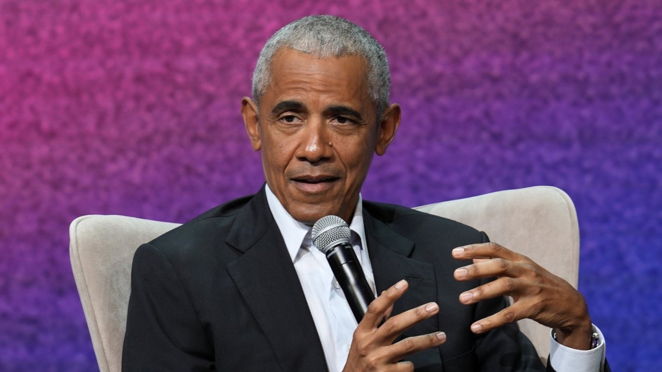 Канцеларията на бившия американски президент демократ Барак Обама заяви днес