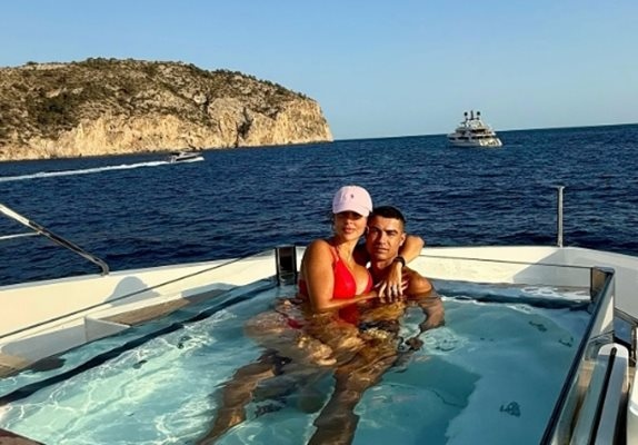 Световната футболна икона Кристиано Роналдо е на ваканция си в