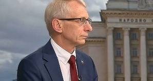 Сарафов е само една от илюстрациите на абсурдите в които