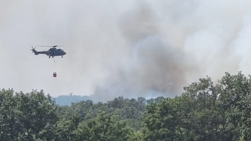 Продължава гасенето на активните огнища в Пирин планина след като