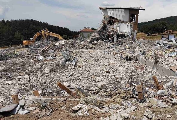 След месеци битка и многобройни пречки вече е факт незаконната