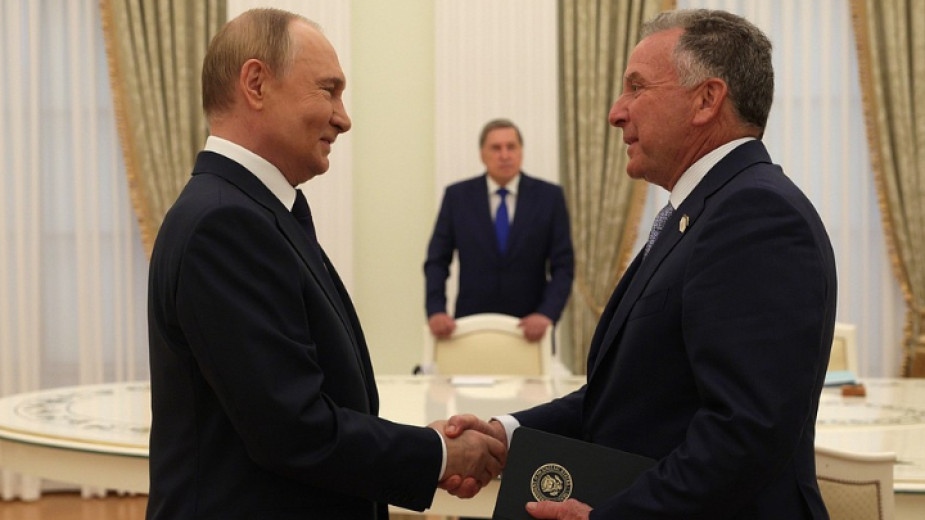 Руският президент Владимир Путин прие в Москва със специалния пратеник