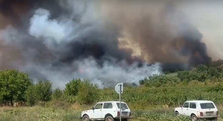 Овладян е пожарът гори край Сунгурларе но мащабът на бедствието
