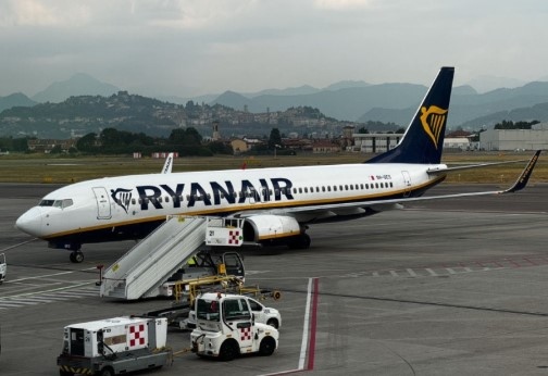 Реакция от нискотарифната авиокомпания която не позволи 4 членно семейство да