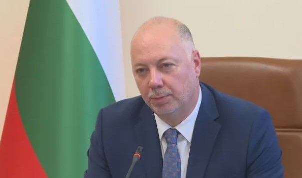 Това правителство в неговия коалиционен формат подкрепено от стабилно мнозинство