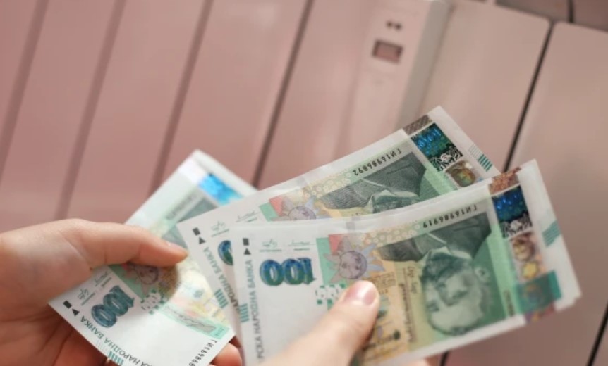 На 48 от домакинствата в София които заплащат сметките си