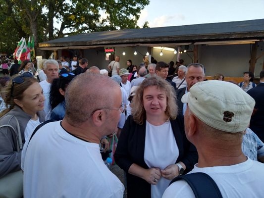 Дискусии в социалните мрежи не са решение има ред по