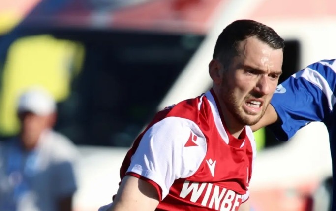 Офанзивният футболист Зюмюр Бютучи вече не е част от състава