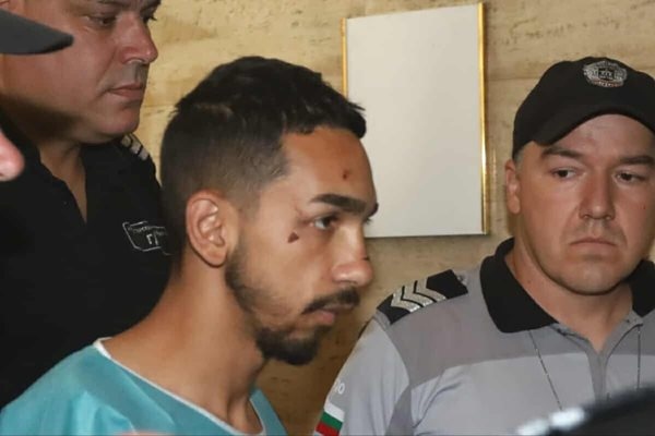 Виктор Илиев който влетя с ауди в автобус на градския