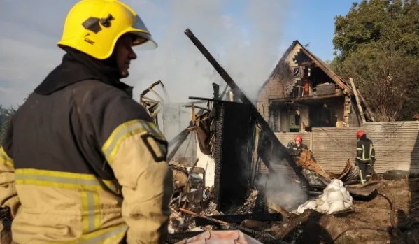 Русия изстреля близо 600 дрона и 40 ракети срещу Украйна  
Ударени