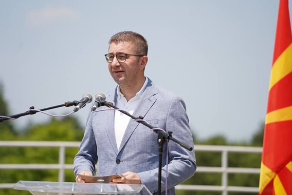 Правителството на Северна Македония ще назначава кметове ако настъпи хаос