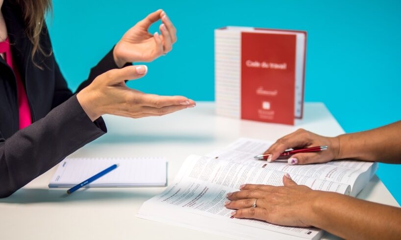 Министърът на труда и социалната политика Борислав Гуцанов ще се