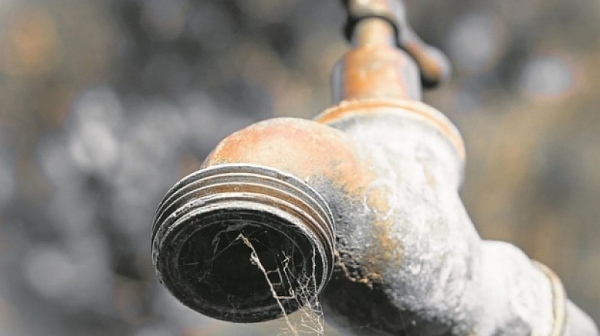 Плевенчани излизат на протест заради безводието в града Те настояват