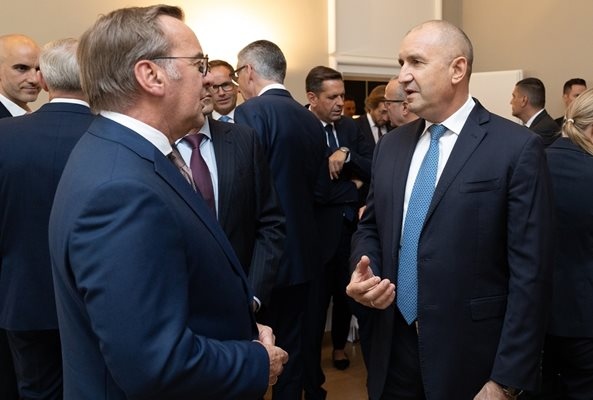 С тази инвестиция за изграждането на 2 завода съвместно с