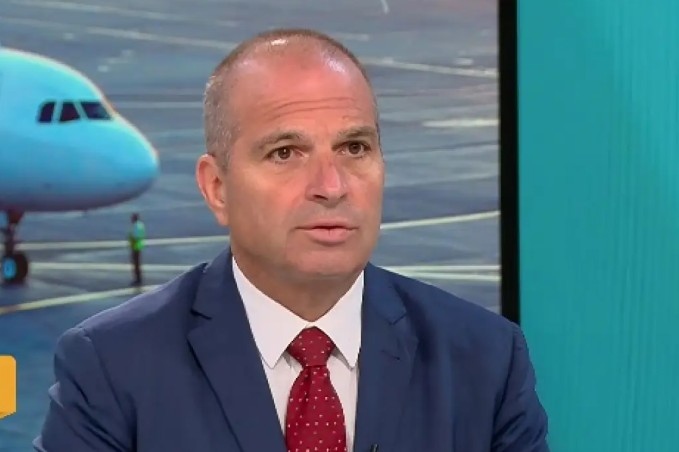 Ще внеса поправки в Закона за гражданското въздухоплаване с които