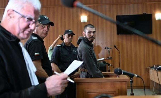 21 годишния Ивелин Цветанов обвинен за убийството на 44 годишна жена в