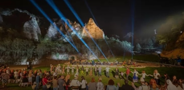 Фондация Нашият дом е България отбеляза празника на град Мелник