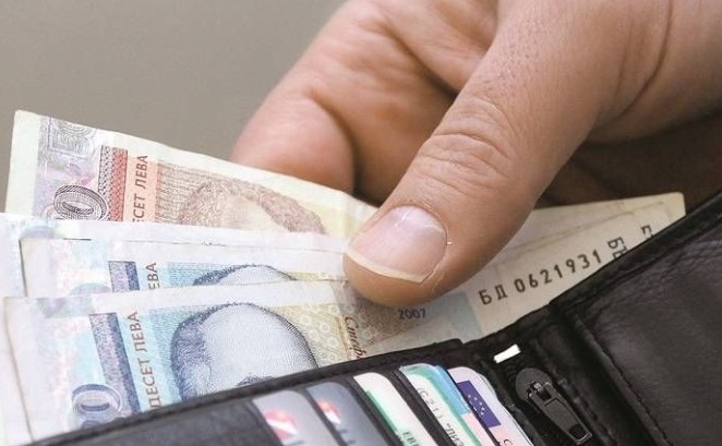 Изплащането на пенсиите през септември чрез Български пощи ще започне