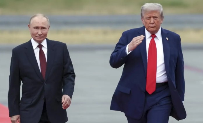 Дипломатическите усилия около войната в Украйна са сред водещите теми