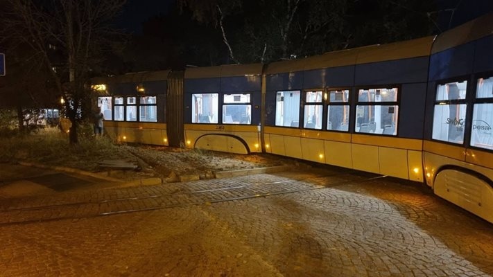 Трамвай №5 дерайлира в столичния квартал Бъкстон стана ясно от