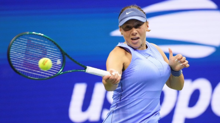 Деветата в световната ранглиста америкатка Аманда Анисимова достигна до втория
