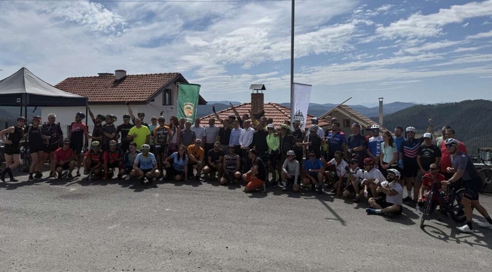 За първа година Банско байк фест събира десетки любители на велосипедите в