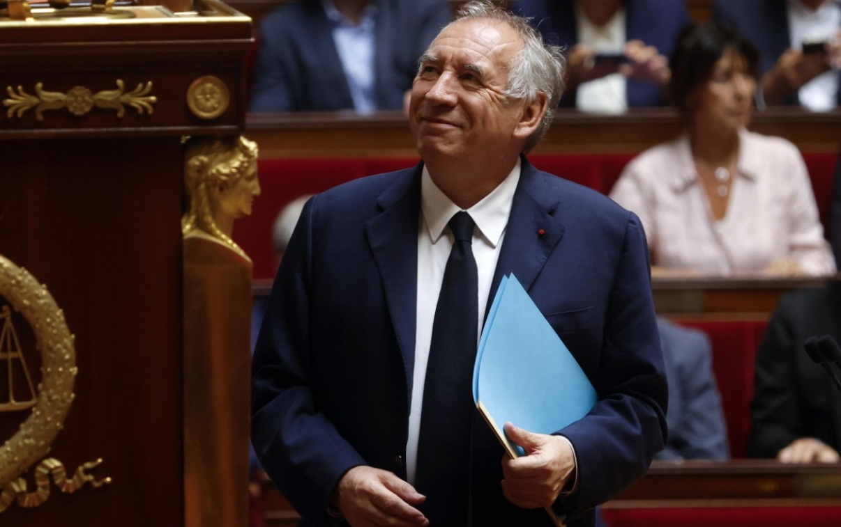 Френският премиер Франсоа Байру загуби вота на доверие който поиска