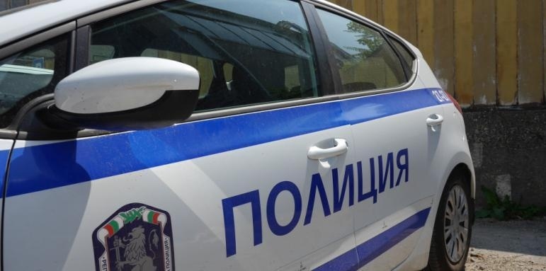 Съмнителен изоставен куфар се появи във варненски квартал, подготвят контролиран взрив