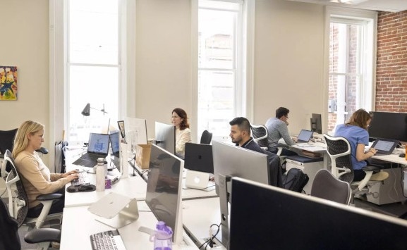 Работната седмица на българите е сред най дългите в Европа Работим