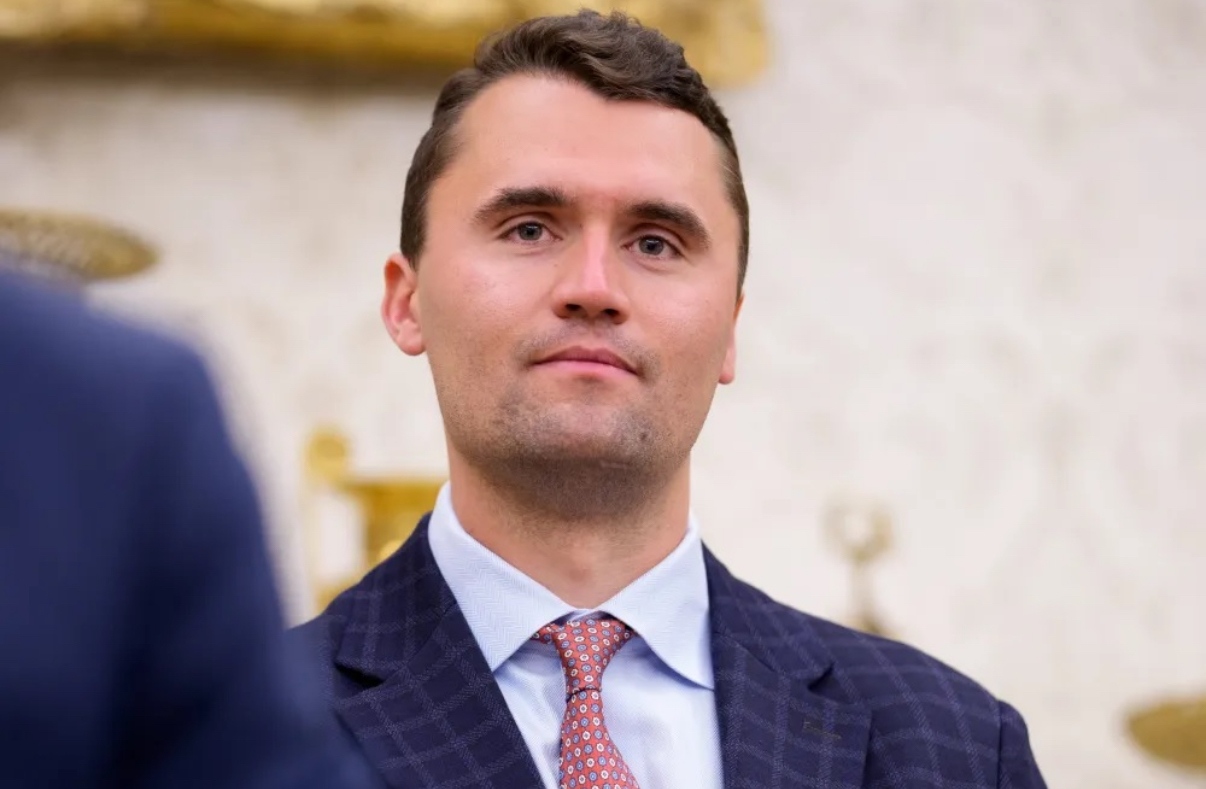 Популярният в САЩ консервативен активист Чарли Кърк беше убит от