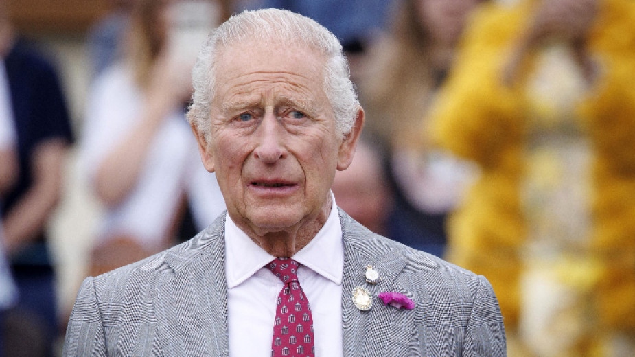 Принц Хари се срещна с баща си крал Чарлз Трети в Кларънс