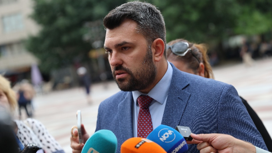 Задействането на чл 4 от Договора за НАТО не означава