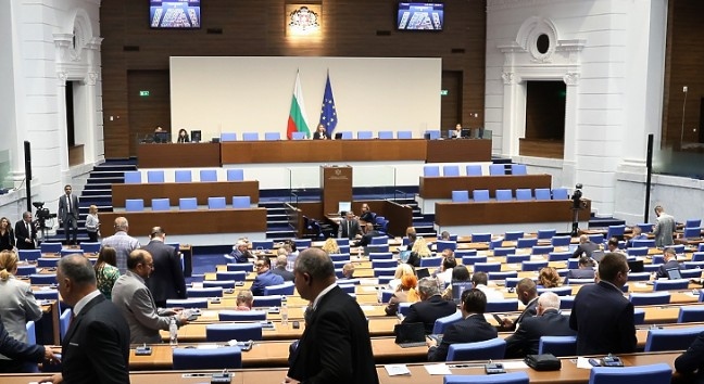 ПП–ДБ днес внасят вот на недоверие към правителството Той ще