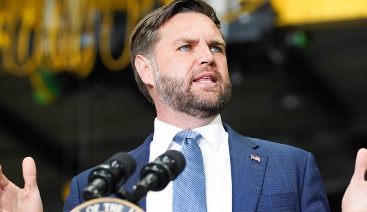 Вицепрезидентът Джей Ди Ванс заяви че ще бъде водещ на Шоуто на