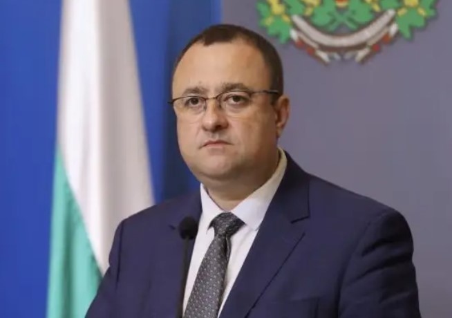 Министърът на регионалното развитие и благоустройството Иван Иванов поиска Данаил