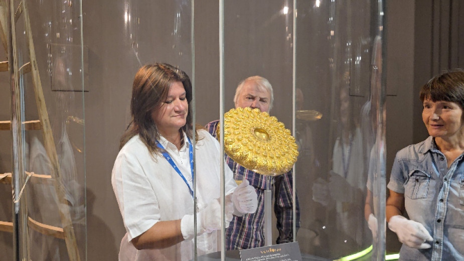 Оригиналът на Панагюрското златно съкровище се завърна в Панагюрище и