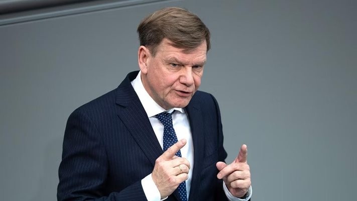 Германският външен министър Йохан Вадефул призова САЩ да наложат нови