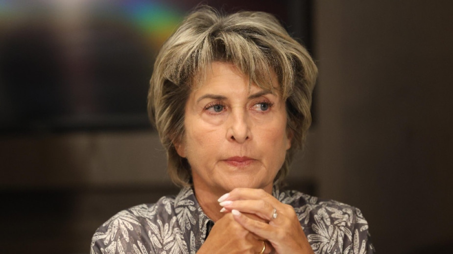 МОК може да ни санкционира да дефилираме без български флаг