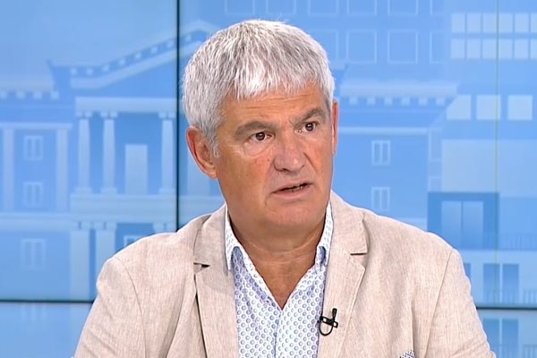 От Института за социални и синдикални изследвания към КНСБ отчитат