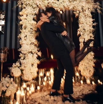 Само дни след като се раздели с годеника си Шон