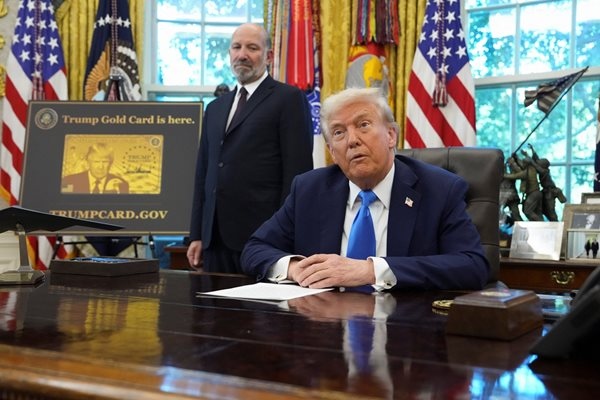 Паника объркване и гняв царяха в САЩ през уикенда след