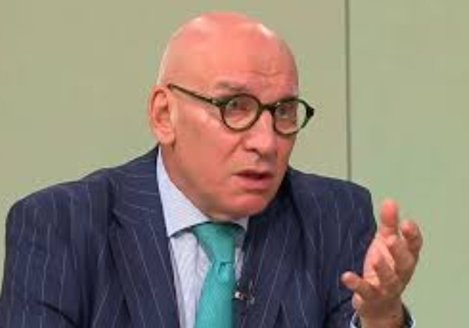 Ръстът на заплатите в публичния сектор трябва да бъде ограничен