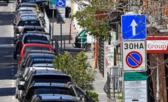 Столичната община предлага увеличение на цените в зоните за почасово