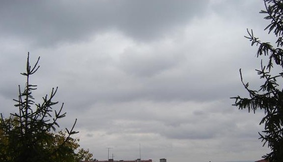 Днес ще преобладава облачно време На места в Западна България