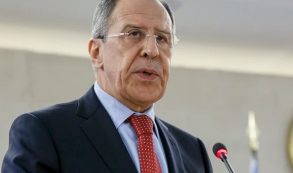 Руският външен министър Сергей Лавров обвини НАТО и Европейския съюз че