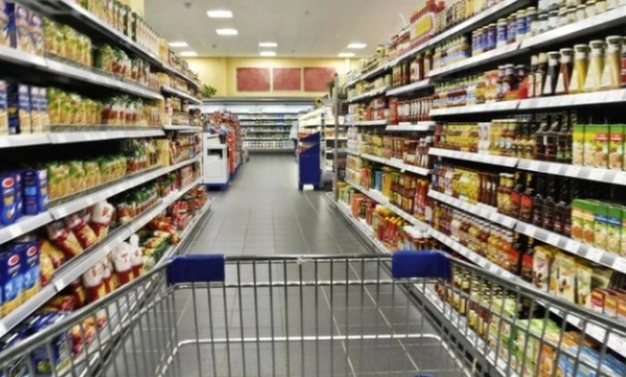 Първият Магазин за хората трябва да отвори преди края на